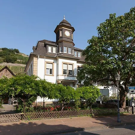 Altes Rathaus 住宿加早餐酒店 4*