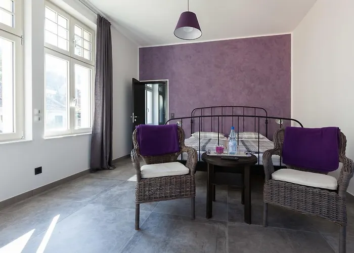 فندق مبيت وإفطار Altes Rathaus 4*