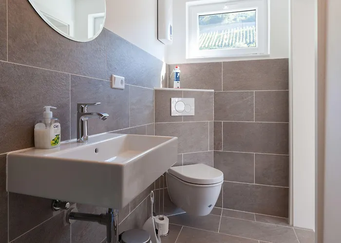 Altes Rathaus روديسهايم ام رين