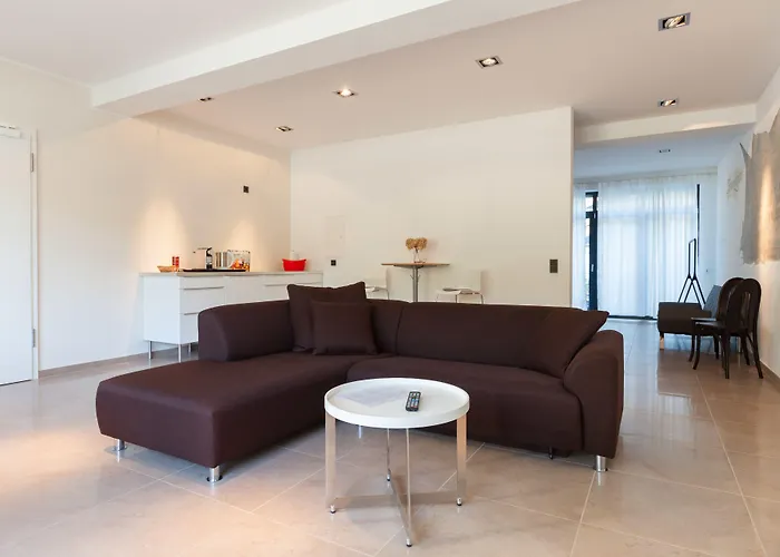 Altes Rathaus فندق مبيت وإفطار روديسهايم ام رين